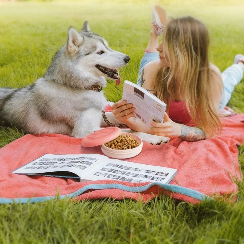 Portable Pet Dog Food Water Container Outdoor Travel Dog Drinking Bowl Durable Pet Feeder Bowl for Cats Dogs Pet Feeding Supply